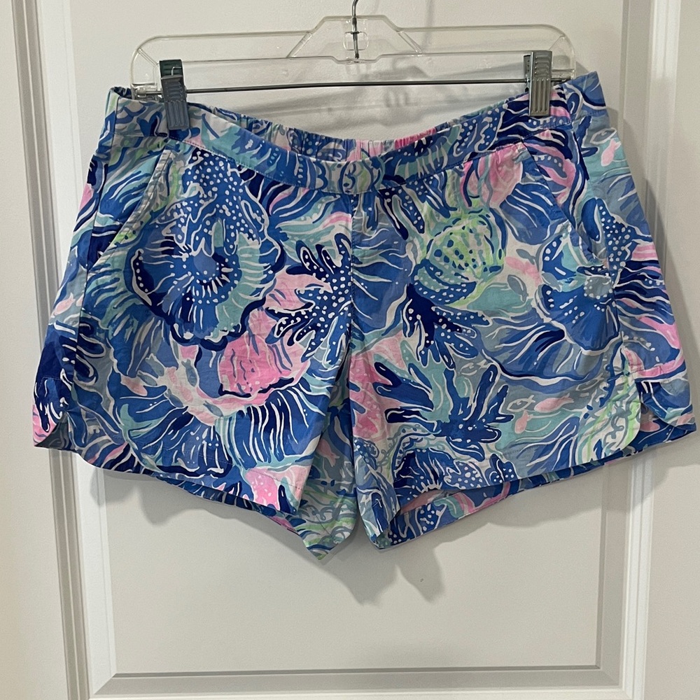 Lilly Pulitzer Blue and Green Floral Shorts Saltwater Blue Shade Seekers NWOT